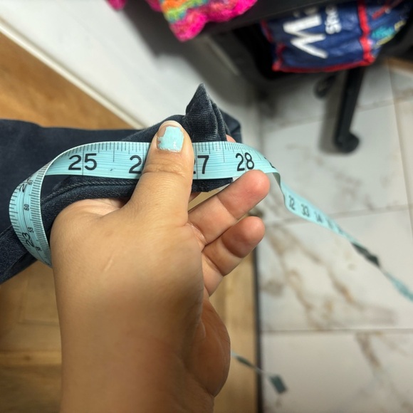 Chico's Women's Dark Blue Straight Leg Jeans size 2 - Picture 5 of 6